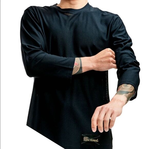 Un-Sanctioned Un-Run Long Tee 3/4 Black Size Large - Picture 3 of 12